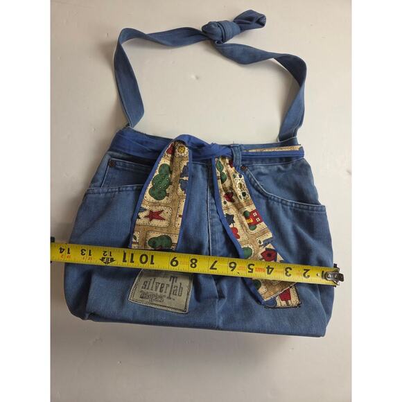 Denim Purse Handbag Handmade with Shoulder Strap and Magentic Closure Upcycled - Picture 3 of 7